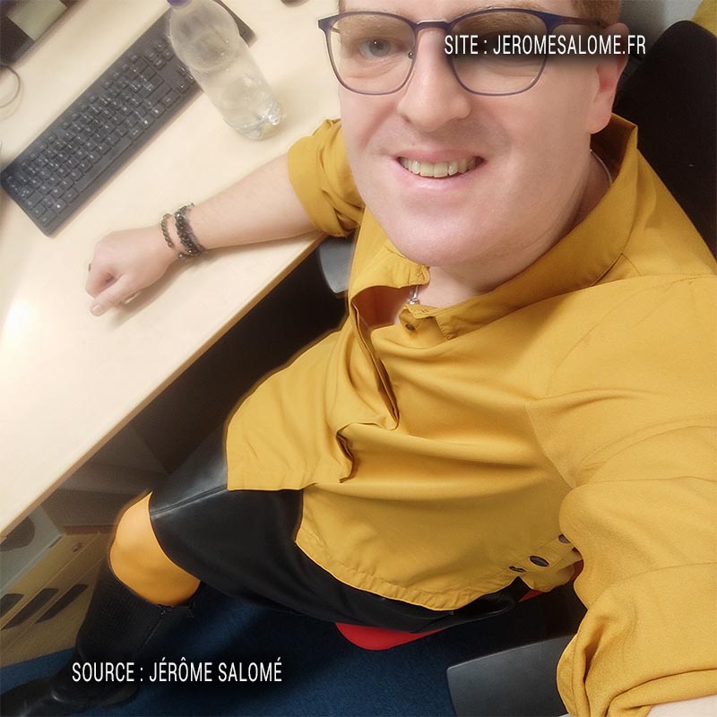 jerome-salome-homme-jupe-collants-travail01