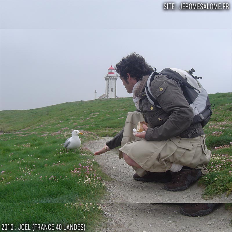 Joël, un homme en jupe des Landes en France