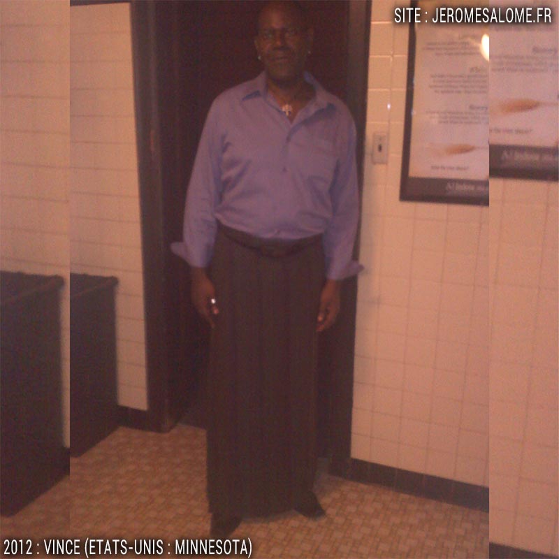 Vince, un homme en jupe du Minnesota aux Etats-Unis