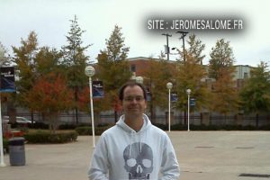 Tim, un homme en jupe de Caroline du Sud aux Etats-Unis