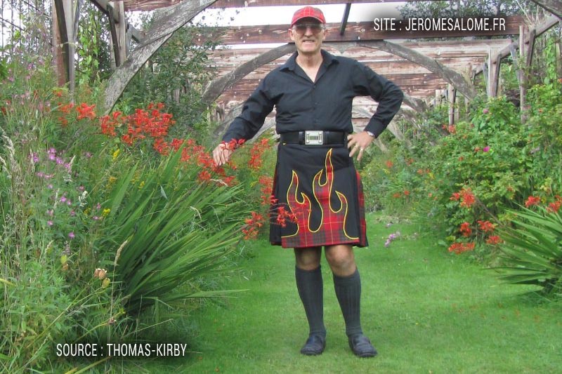 Thomas, un homme en jupe de Newbridge en Irlande